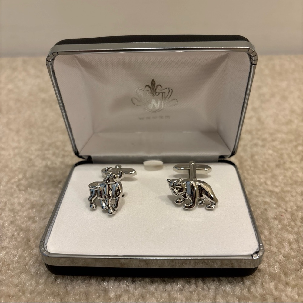Weber Bull Bear Market Finance Silver Metallic Shirt Cufflinks with Box NEW